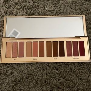 Charlotte Tilbury palette